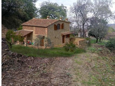 Casa in vendita in Volterra, Italia