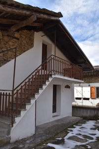 Casa Indipendente in Borgata Saretto, ., Frassino (CN)