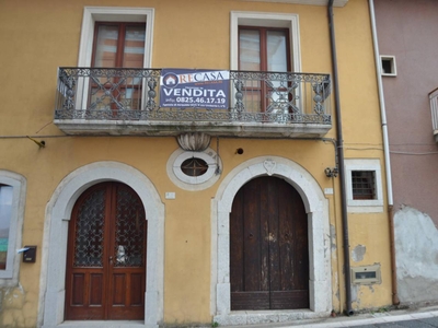 Casa indipendente in vendita a Manocalzati