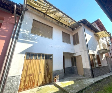 Casa Indipendente in vendita a Strambino via Guidetti