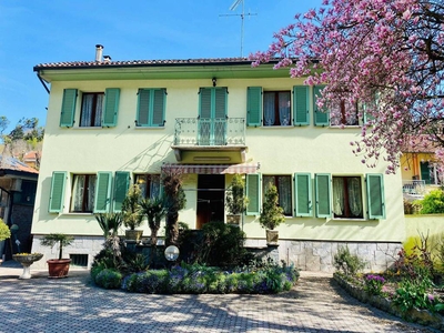 Casa Indipendente in vendita a Torino strada Comunale del Cartman, 47