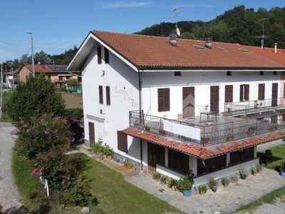 Casa Indipendente in vendita a Verrua Savoia località Sulpiano, 75