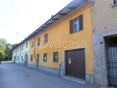 Casa Indipendente in vendita a Villafranca Piemonte piazza Santa Maria Maddalena, 9