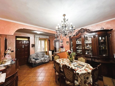Casa Indipendente in vendita a Volpiano corso regina margherita, 72