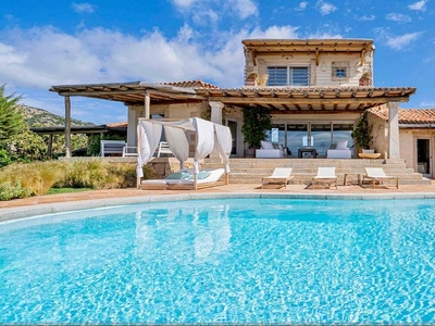 Esclusiva villa di 400 mq in vendita Via Dei Ginepri, Porto Cervo, Sardegna