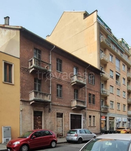 Intero Stabile in vendita a Torino via Sant'Ambrogio, 6