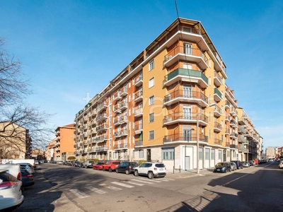 Loft in vendita a Torino via La Thuile, 81