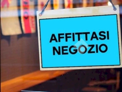 Negozio in affitto