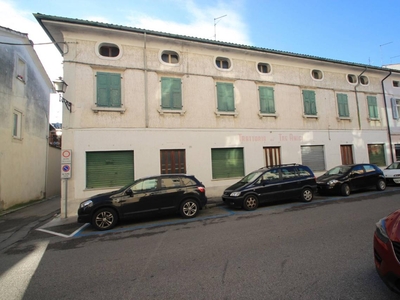 Palazzo in vendita a Gradisca D'Isonzo