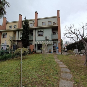 Villa a Schiera in in vendita da privato a Volpiano via Milano, 88