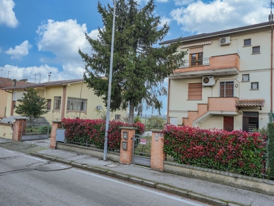 Villa Bifamiliare 5 locali di 100 m² a Portomaggiore