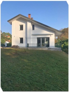 Villa in vendita a Torino strada del Morozzo, 14