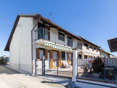 Villa in vendita a Villafranca Piemonte frazione Madonna Orti, 30