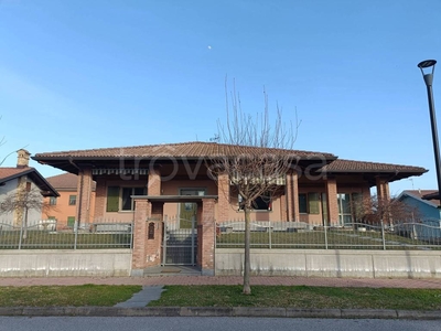 Villa in vendita a Villafranca Piemonte via Lorenzo Pronino, 65
