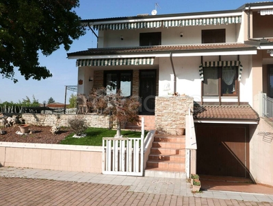 Villa in vendita a Villafranca Piemonte via Stefano Grande