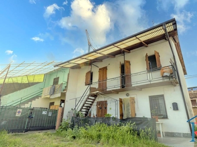 Villa in vendita a Villafranca Piemonte via Trento, 27