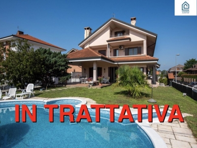 Villa in vendita a Volpiano via Gramsci