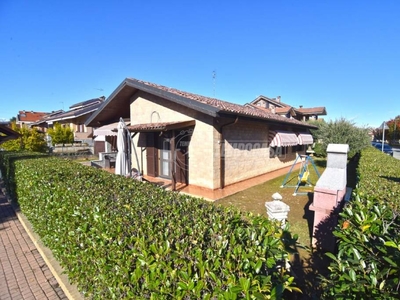 Villa in vendita a Volpiano via Padova 56