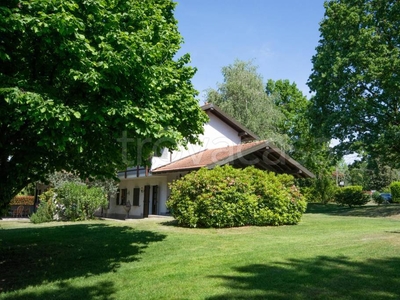 Villa in vendita ad Agrate Conturbia via Guglielmo Marconi, 5