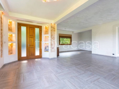 Villa in vendita ad Agrate Conturbia via Visconti, 30