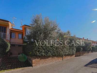 Villa quadrifamiliare in vendita a Frascati