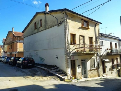Casa Indipendente in vendita a San Giovanni Rotondo, Via Capuano, 58 - San Giovanni Rotondo, FG