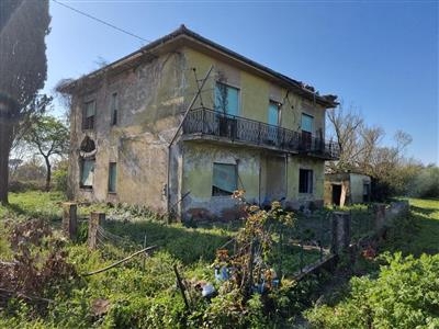 Casa singola in buono stato di 240 mq. a Ponticelli