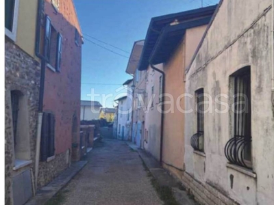 Appartamento all'asta a Valeggio sul Mincio via Bastia, 39