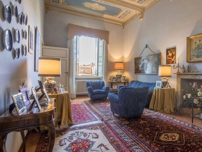 Appartamento di lusso di 270 m² in vendita Piazza del duomo, 1, Siena, Toscana