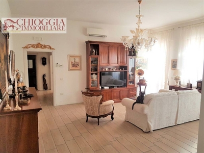 Appartamento in vendita a Chioggia via della Repubblica