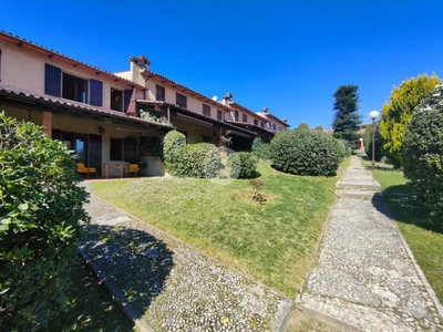 Appartamento in vendita a Peschiera del Garda via Gonzaga Peschiera, 68