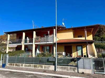 Appartamento in vendita a Rivoli Veronese località Montalto Gaium Pimpine, 3