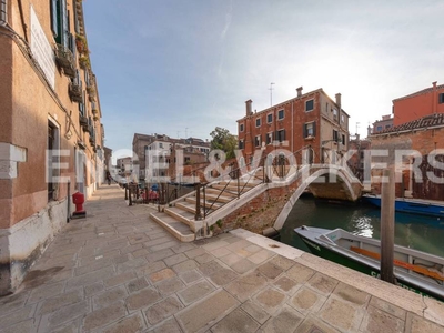 Appartamento in vendita a Venezia fondamenta de la Misericordia