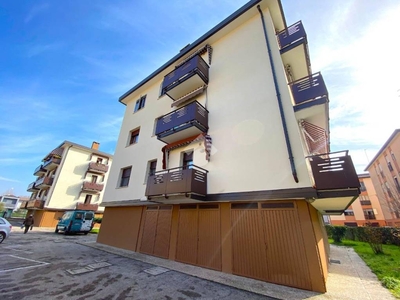 Appartamento in vendita a Venezia via s. Donà, 216