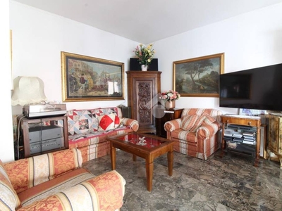 Appartamento in vendita a Verona appartamento Via Villa Cozza, 26