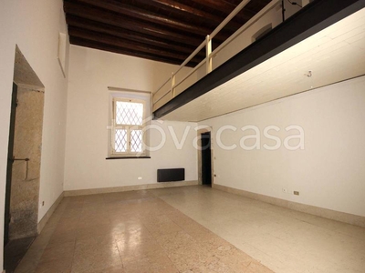 Appartamento in vendita a Verona corso Camillo Benso di Cavour, 19