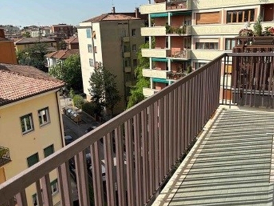Appartamento in vendita a Verona verona Ventiquattro Maggio