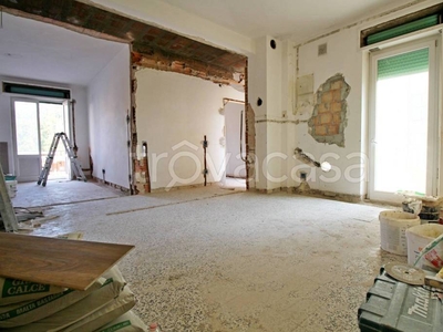 Appartamento in vendita a Verona via Arnoldo Mondadori, 12