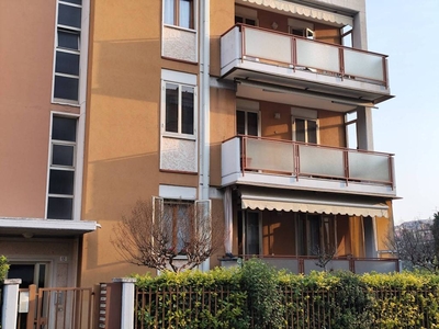 Appartamento in vendita a Verona via Eugenio Gallizioli, 13