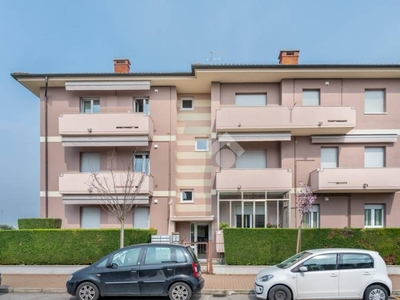 Appartamento in vendita a Villafranca di Verona via Angelo Poiani, 46