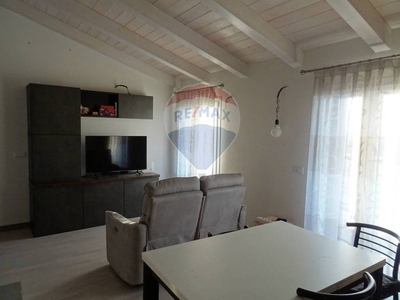 Appartamento in vendita a Villafranca di Verona via Caluri, 70