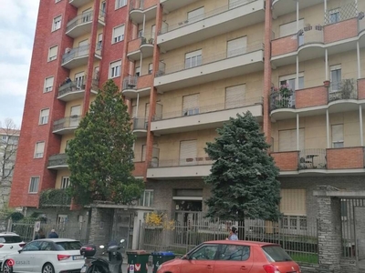 Appartamento in Vendita in Corso Svizzera 84 a Torino