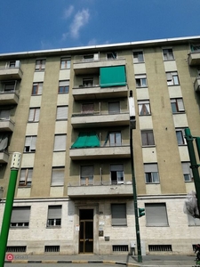 Appartamento in Vendita in Via Andrea Sansovino 251 a Torino