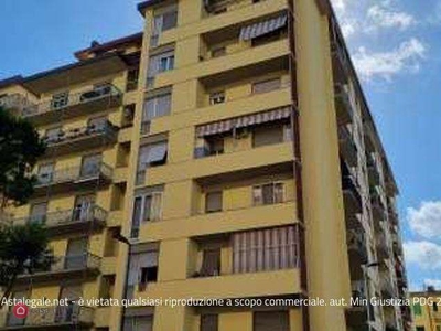 Appartamento in Vendita in Via Caduti di Cefalonia 26 a Firenze