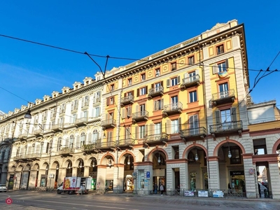 Appartamento in Vendita in Via Cernaia a Torino