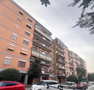 Appartamento in Vendita in Via dei Berio a Roma