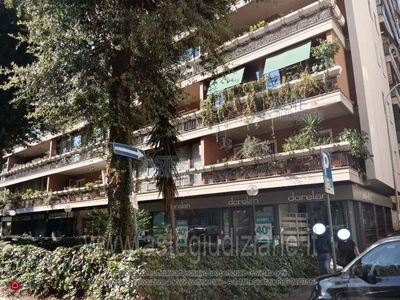 Appartamento in Vendita in Via di Donna Olimpia 134 a Roma