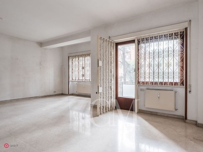 Appartamento in Vendita in Via Francesco Giacomelli a Roma