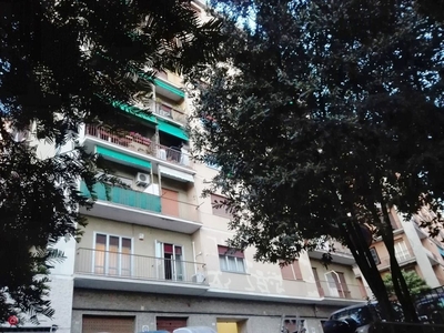 Appartamento in Vendita in Via Giovanni Amarena a Genova
