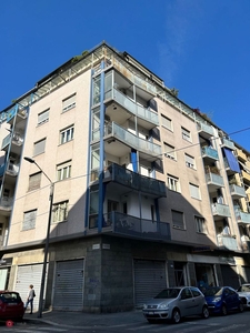 Appartamento in Vendita in Via Montezemolo 20 a Torino